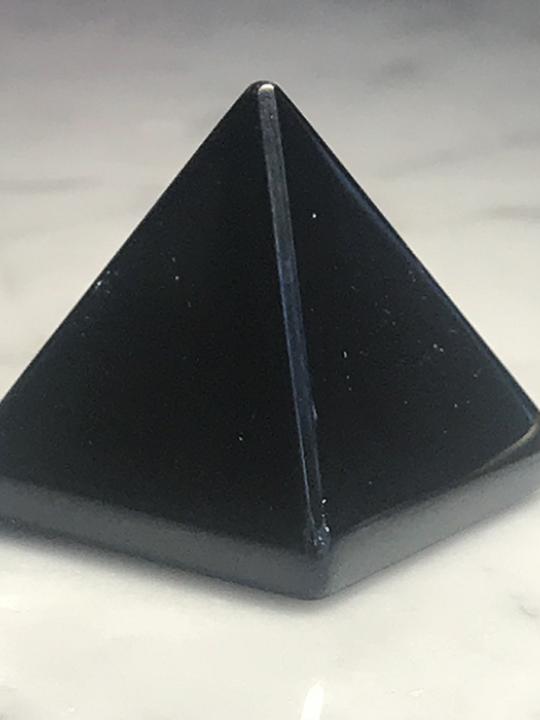 Black Obsidian Pyramid 25MM