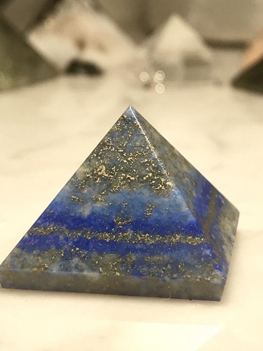 Lapis Lazuli Pyramid 25mm